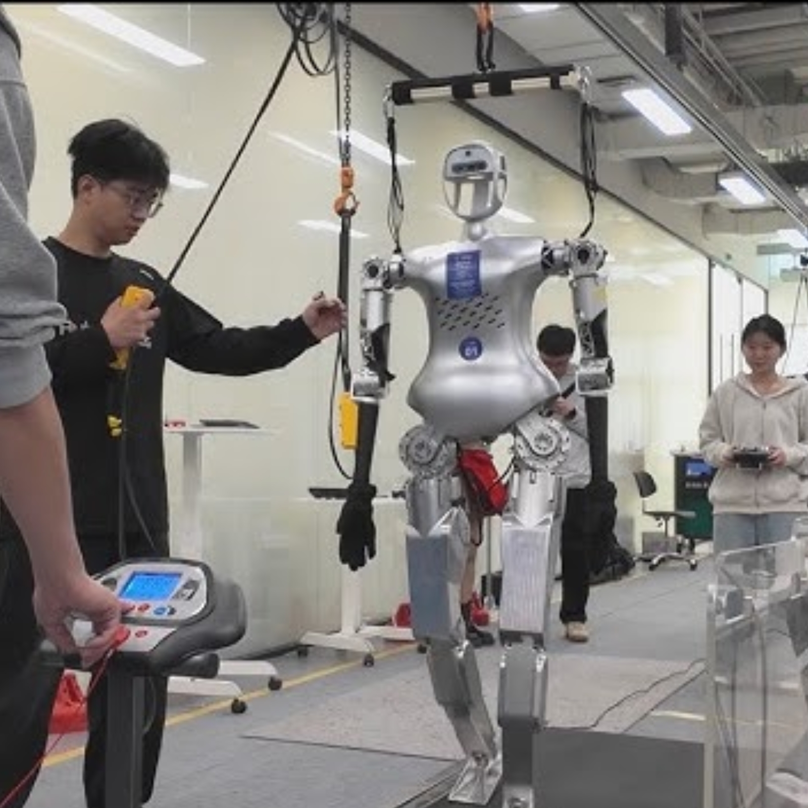 CASBOT SE — image 2